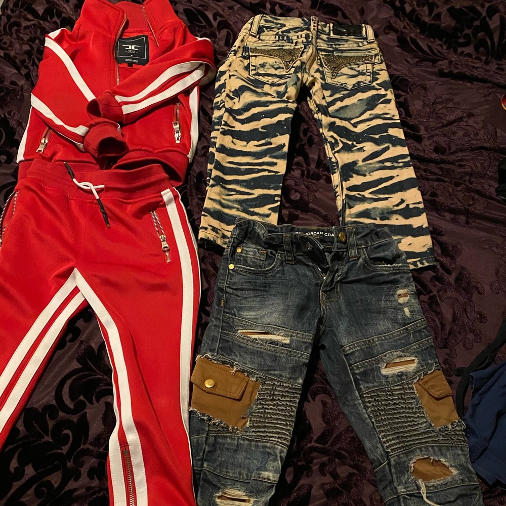 Jordan Graig sweatsuit and Jeans, Robin Jeans